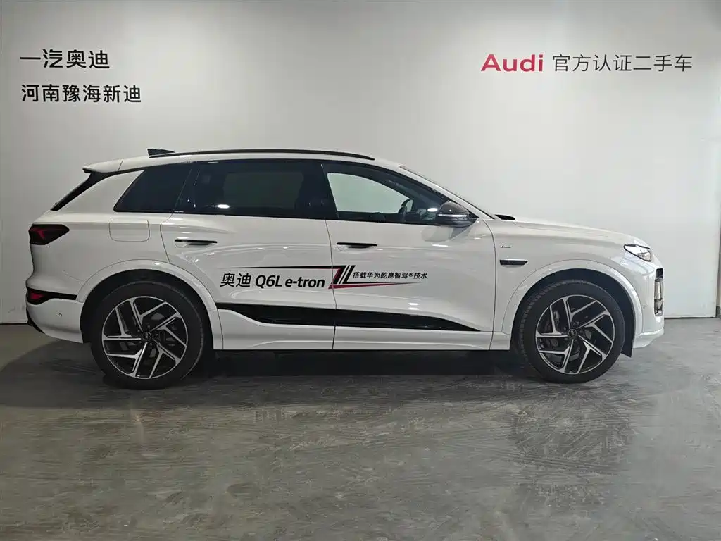 Audi Q6L e-tron 2025 — фото 3