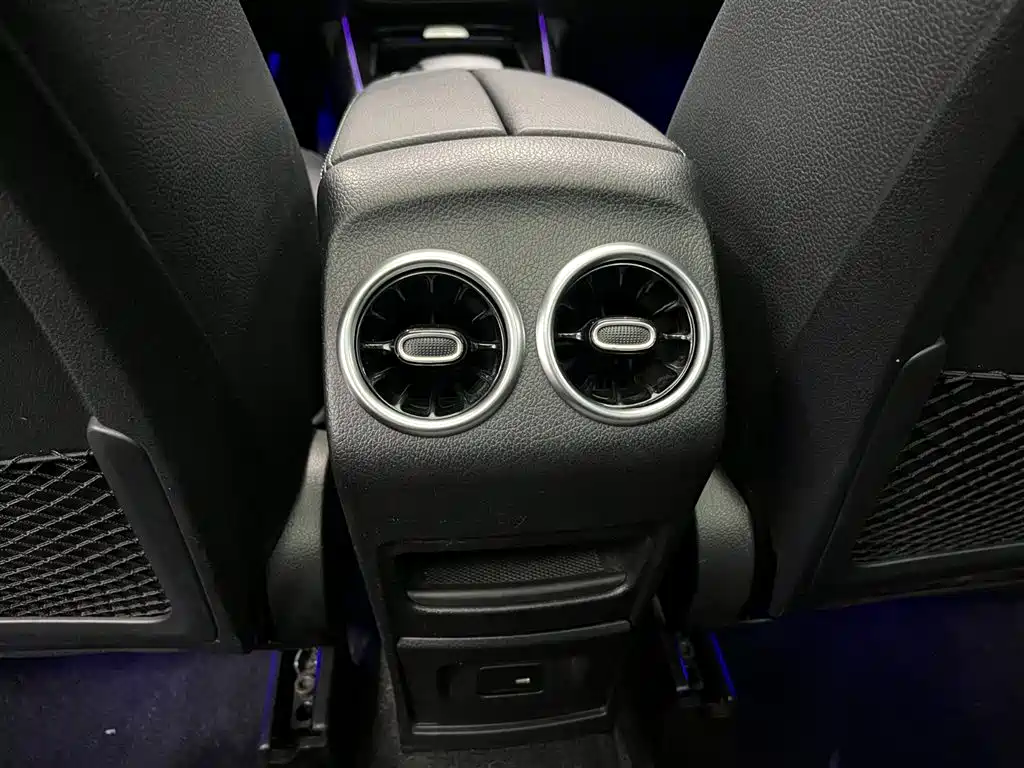 Mercedes-Benz GLA 2021 — фото 16