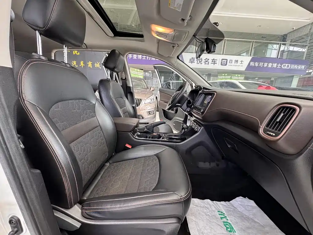 GAC Motor Trumpchi GS3 2018 — фото 11