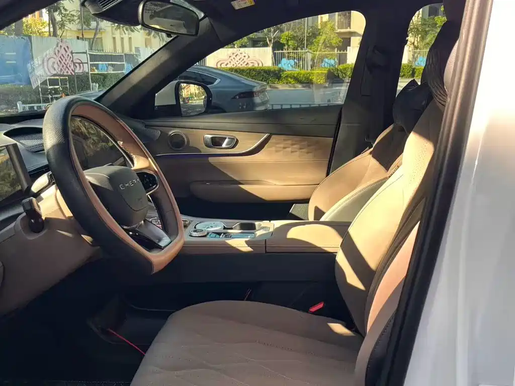 Chery Tiggo 8 PLUS 2025 — фото 4