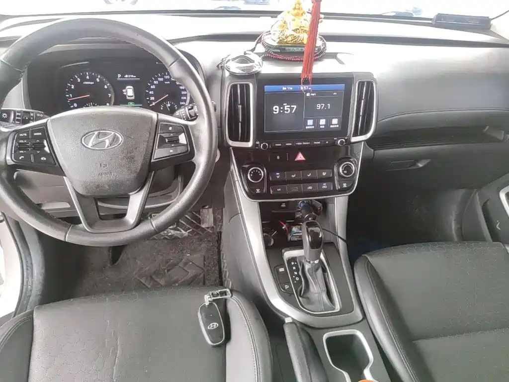 Hyundai ix35 2018 — фото 10