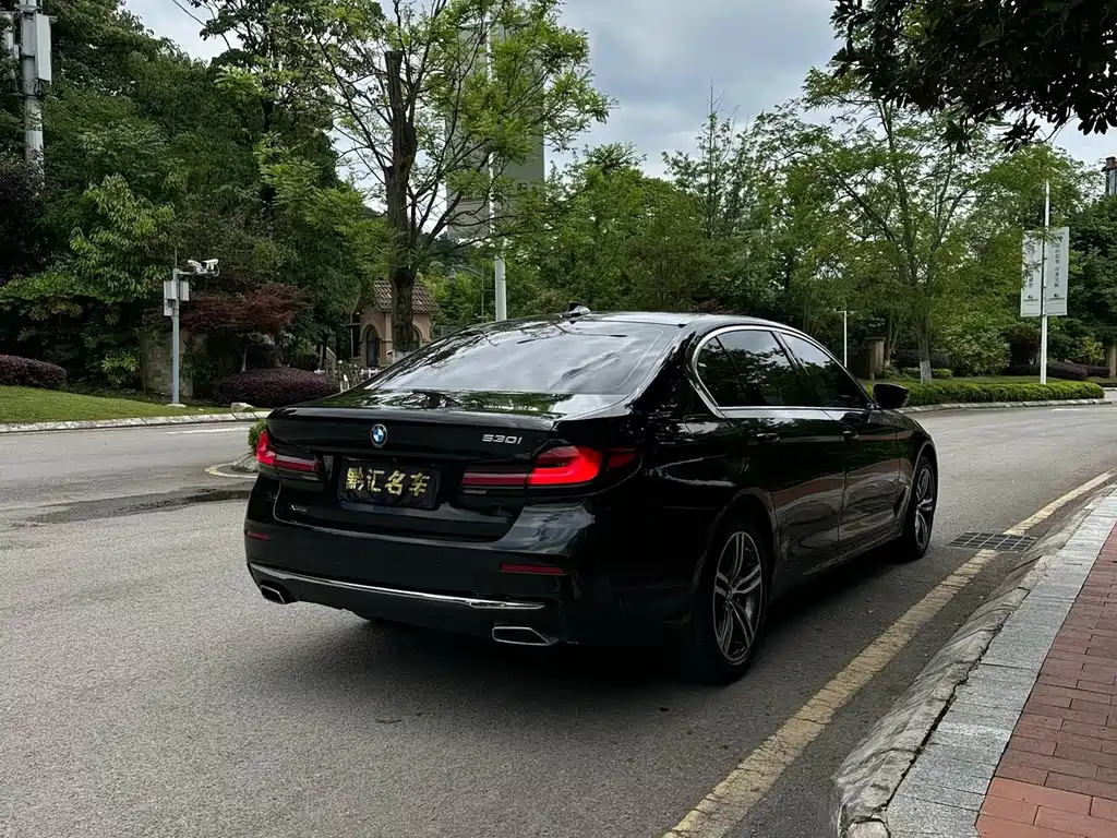 BMW 5 Series 2023