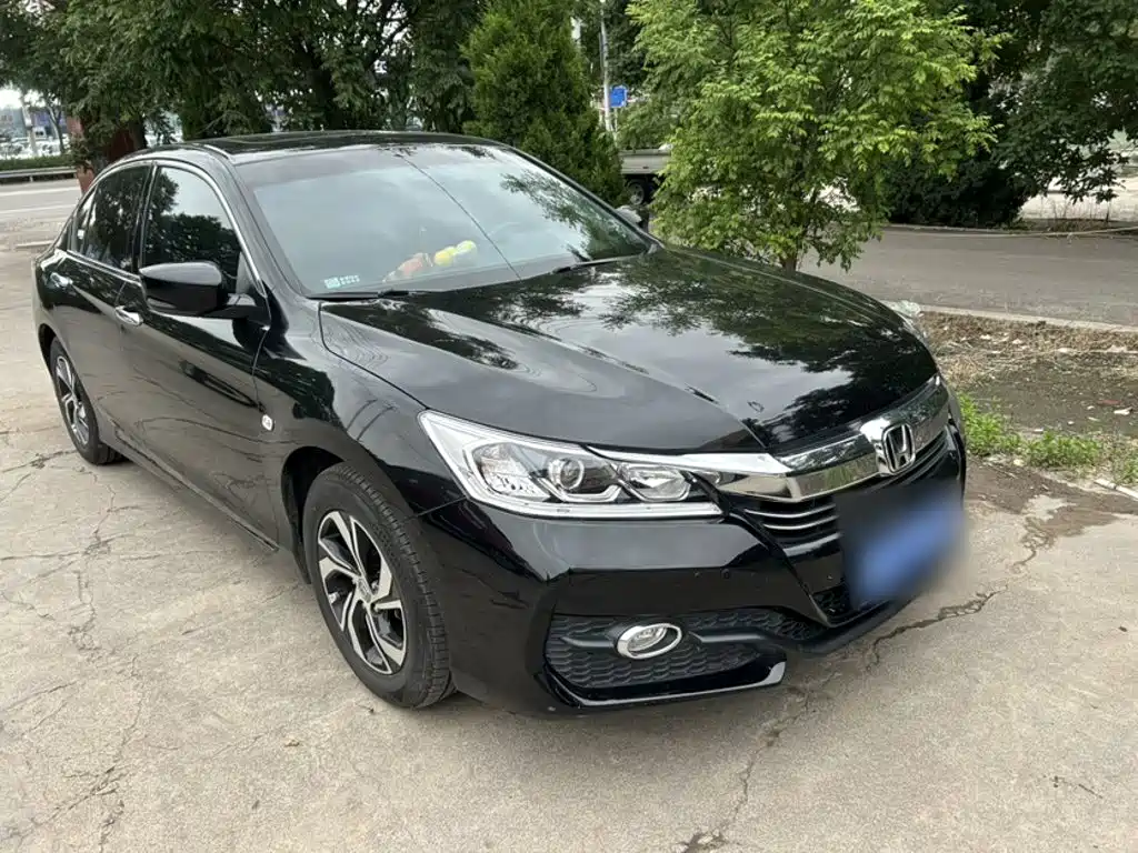 Honda Accord 2018 — фото 4