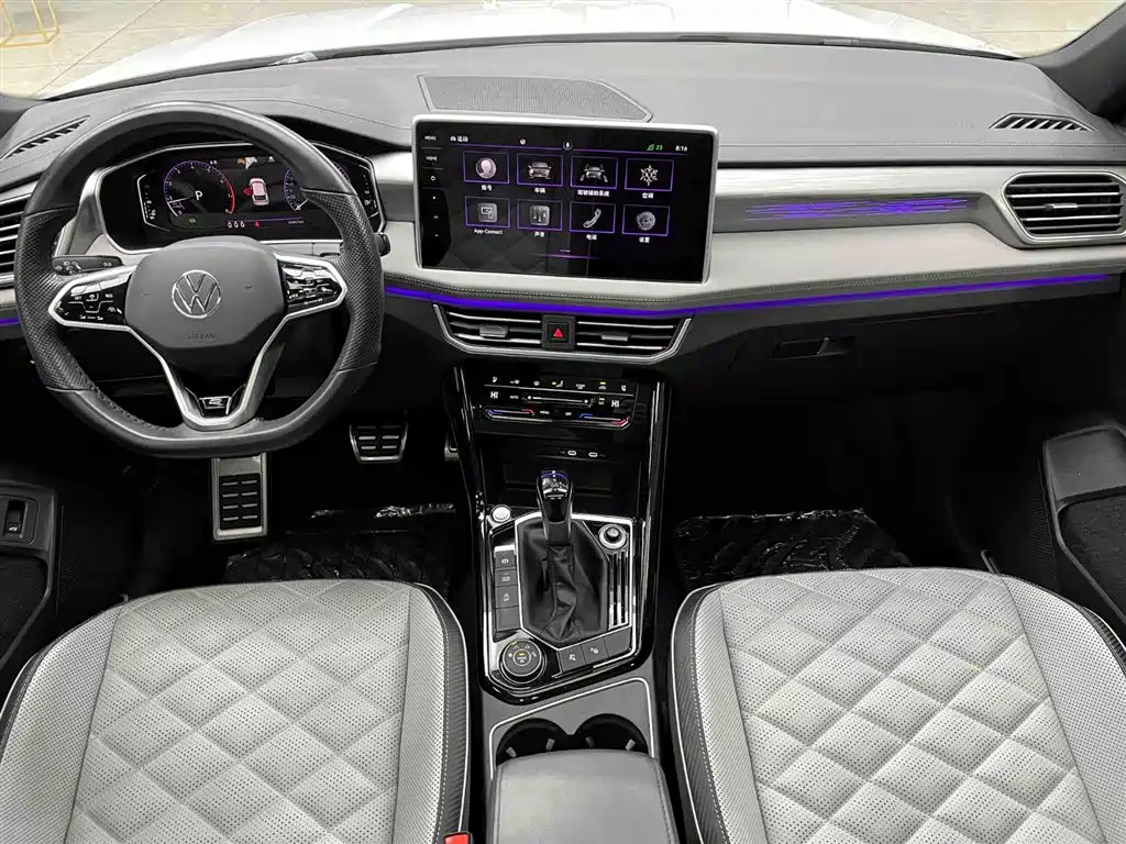 Volkswagen X 2022