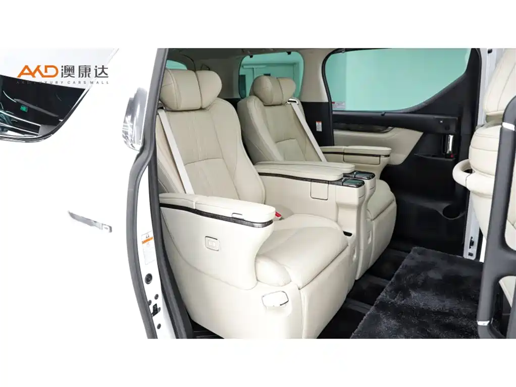Toyota Vellfire 2021 — фото 8