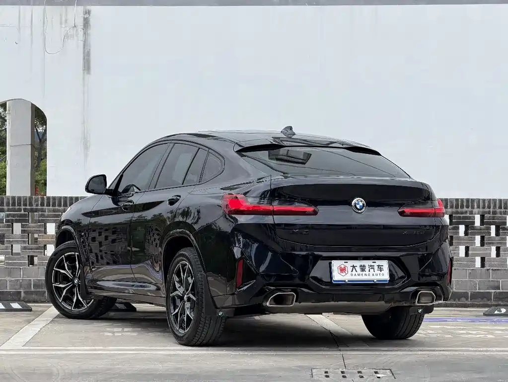 BMW X4 2024 — фото 12