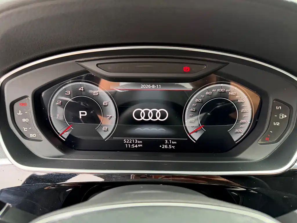 Audi A8 2018 — фото 5