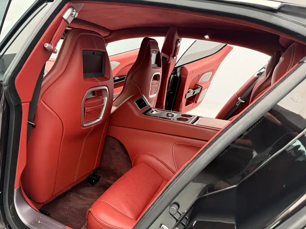 Aston Martin Rapide 2013 — фото 4