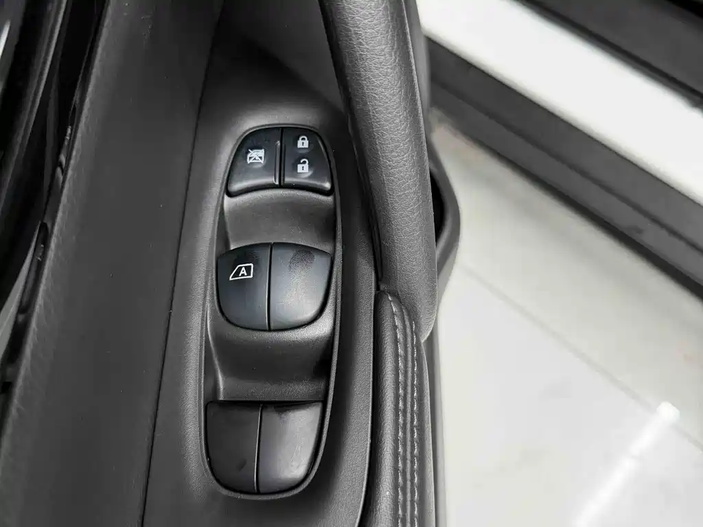Nissan X-Trail 2024 — фото 19