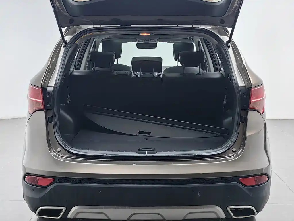 Hyundai Santa Fe 2014 — фото 16