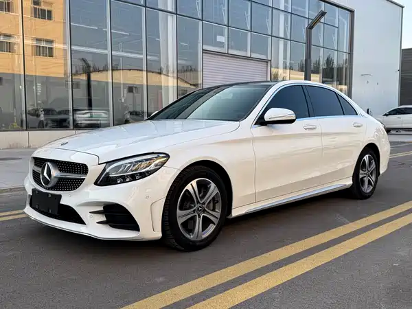 Mercedes-Benz C-Class 2020
