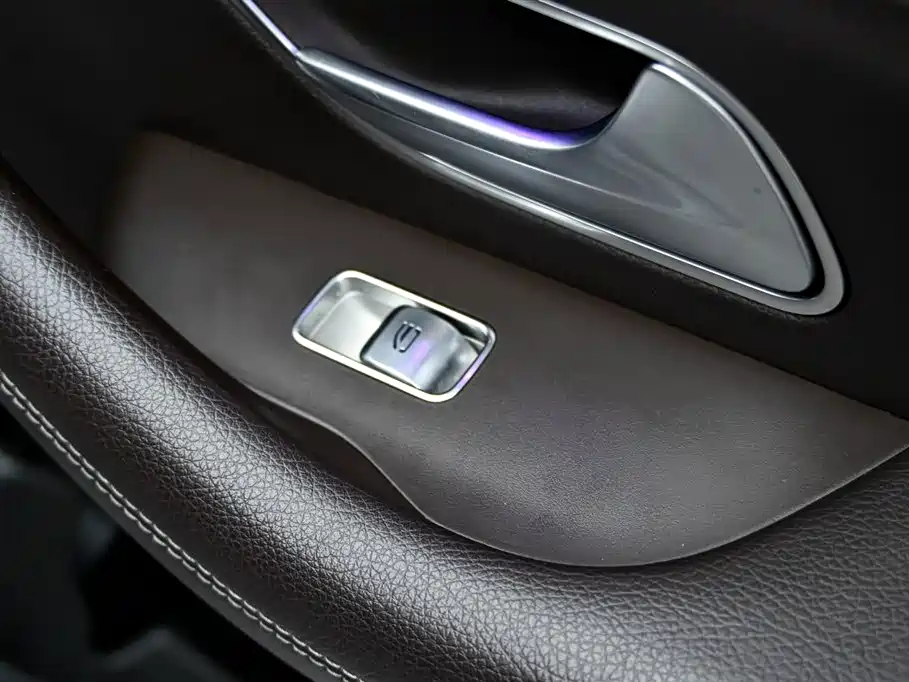 Mercedes-Benz GLS 2021 — фото 29