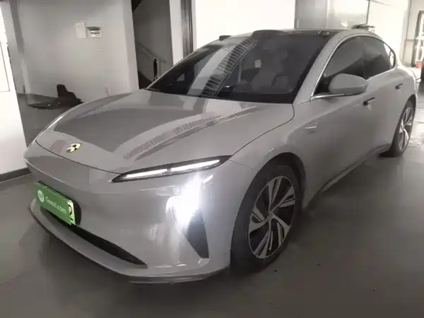 NIO ET5 2024