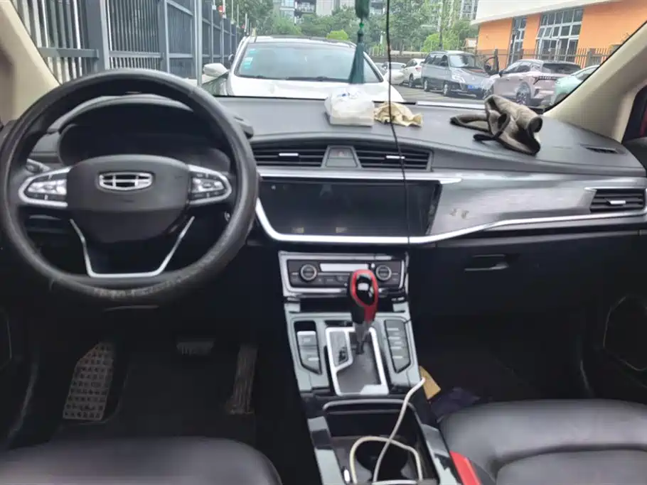 Geely Emgrand GS 2020 — фото 13
