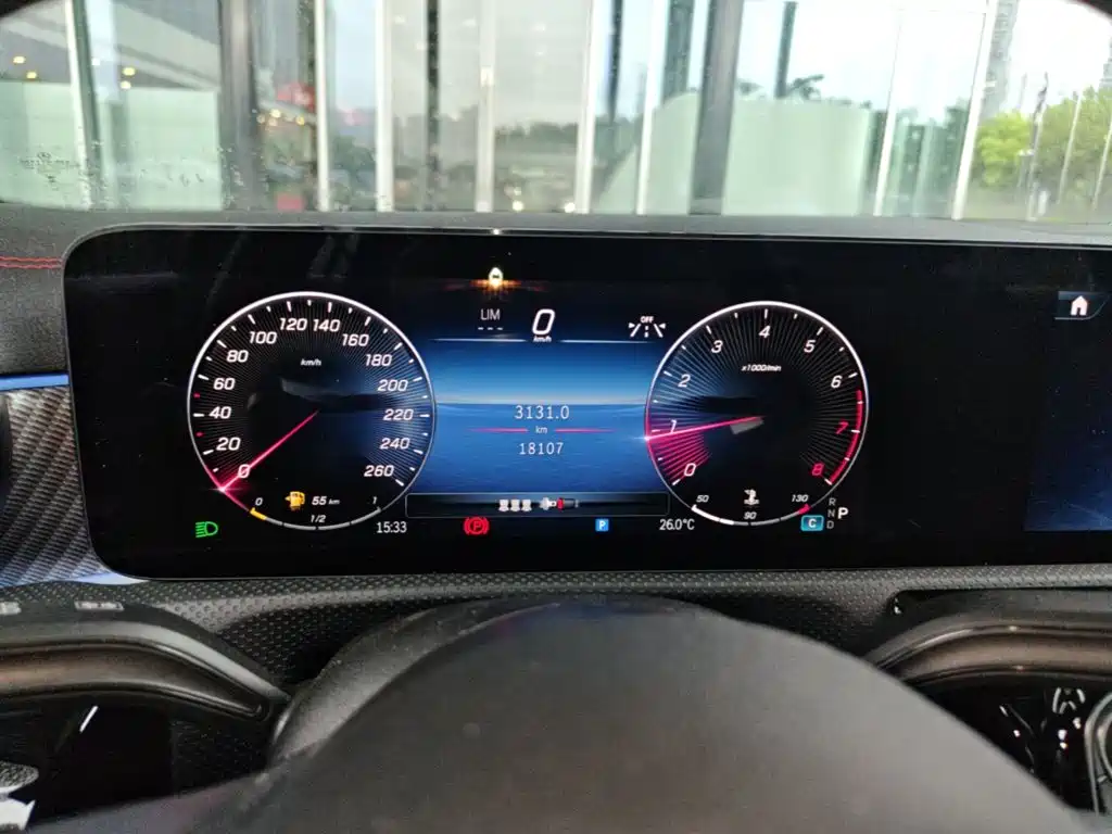 Mercedes-Benz A-Class 2023 — фото 12