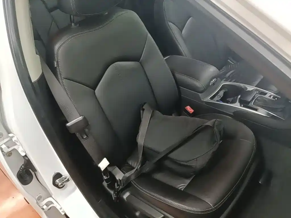 Cadillac SRX 2016 — фото 25