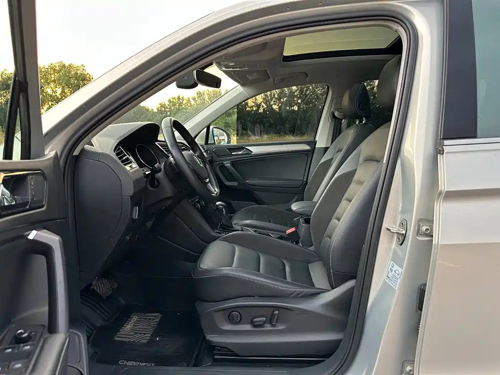 Volkswagen Tiguan L 2019 — фото 8
