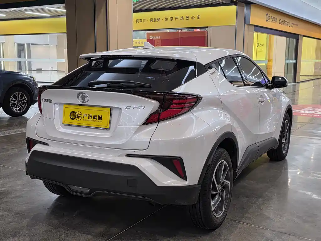 Toyota C-HR 2022 — фото 5