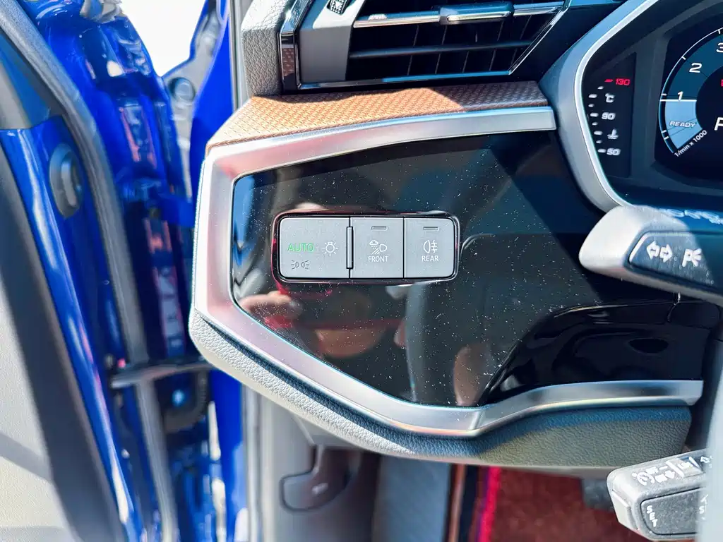 Audi Q3 2022 — фото 17