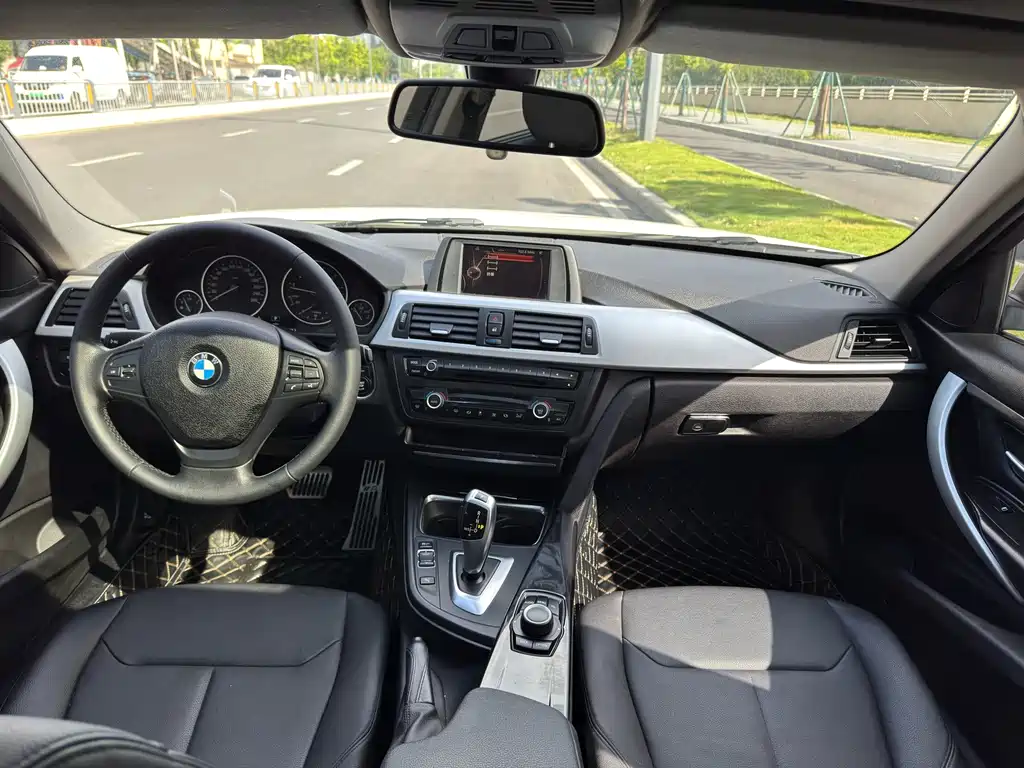 BMW 3 Series 2015 — фото 6