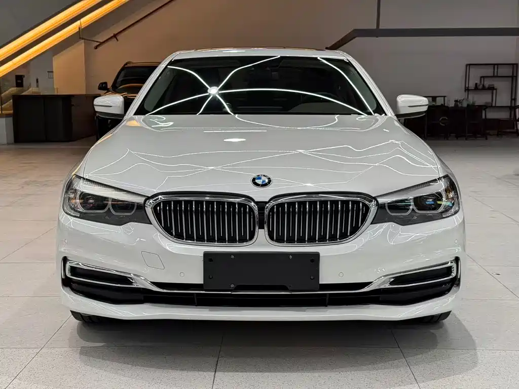 BMW 5 Series 2020