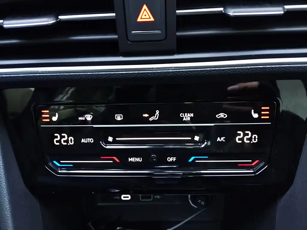 Volkswagen Tiguan L 2022 — фото 11