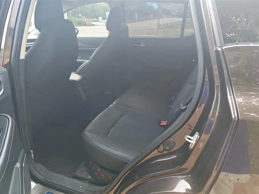 GAC Motor Trumpchi GS4 2020 — фото 11