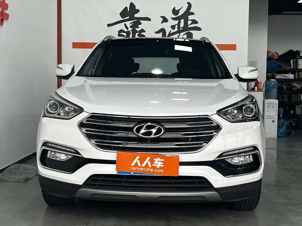 Hyundai Santa Fe 2017 — фото 2