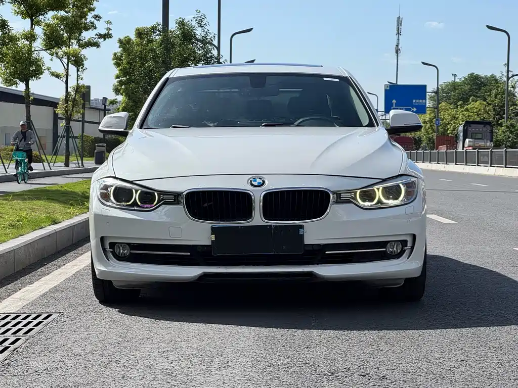 BMW 3 Series 2015 — фото 2