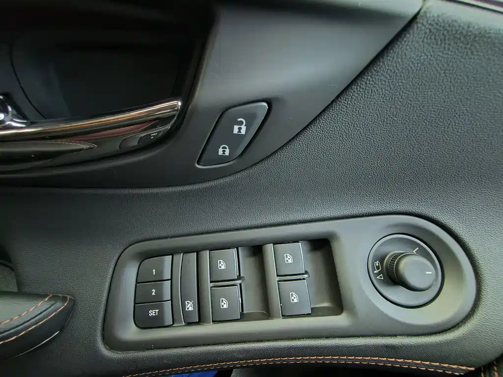 Buick LaCrosse 2015 — фото 10