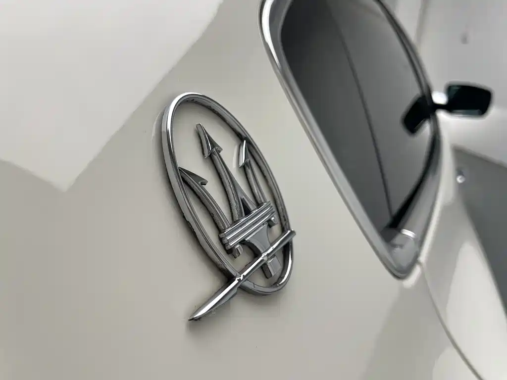 Maserati Quattroporte 2016 — фото 13