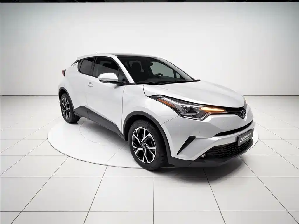 Toyota C-HR 2019 — фото 22