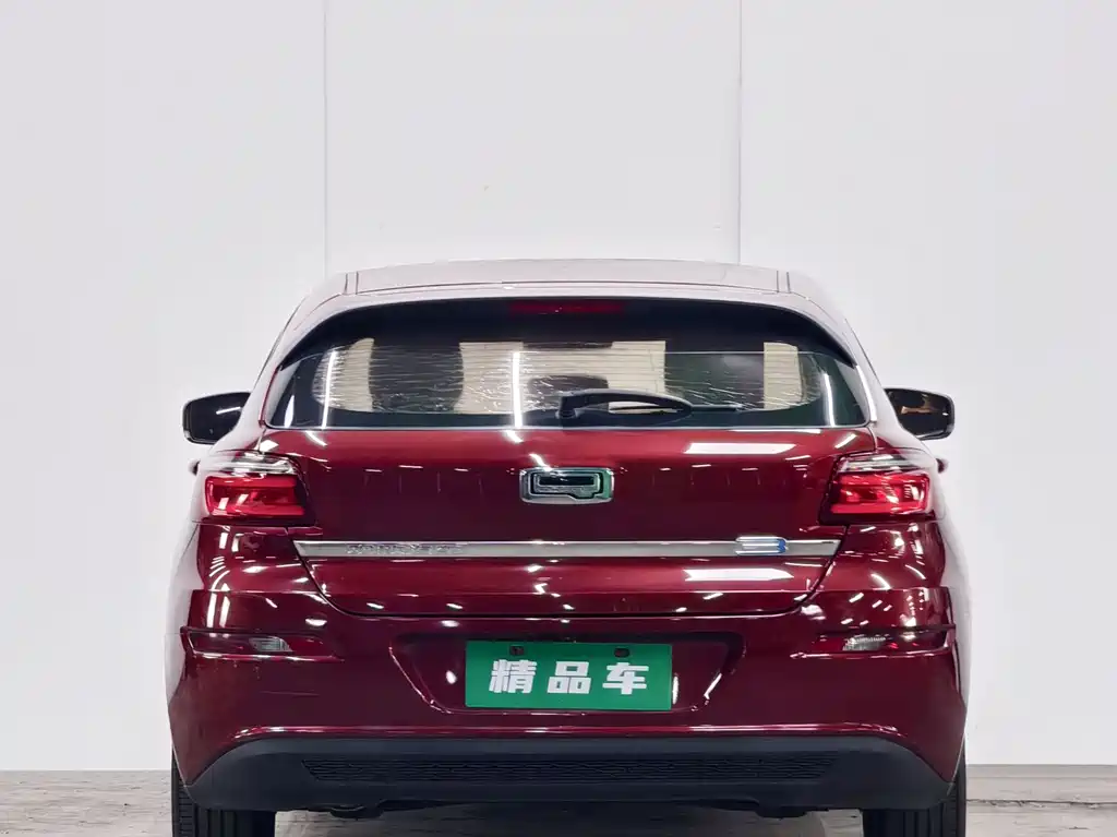 Qoros 3 2016