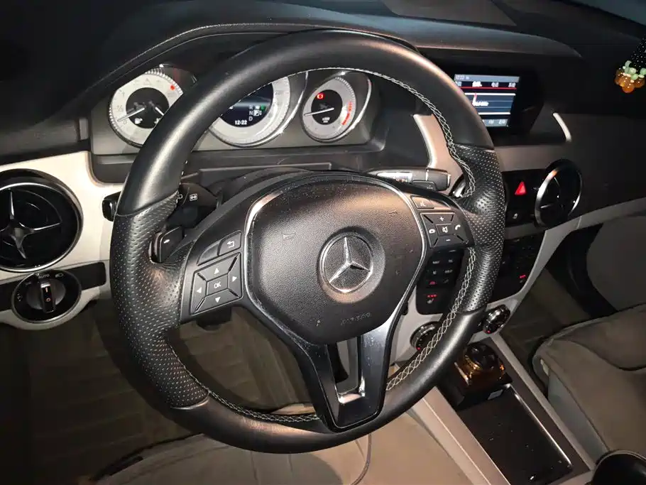 Mercedes-Benz GLK-Class 2013 — фото 15