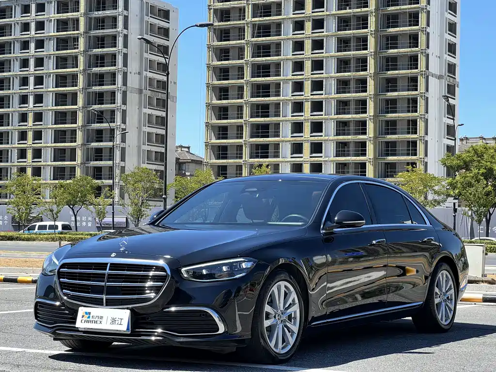 Mercedes-Benz S-Class 2023