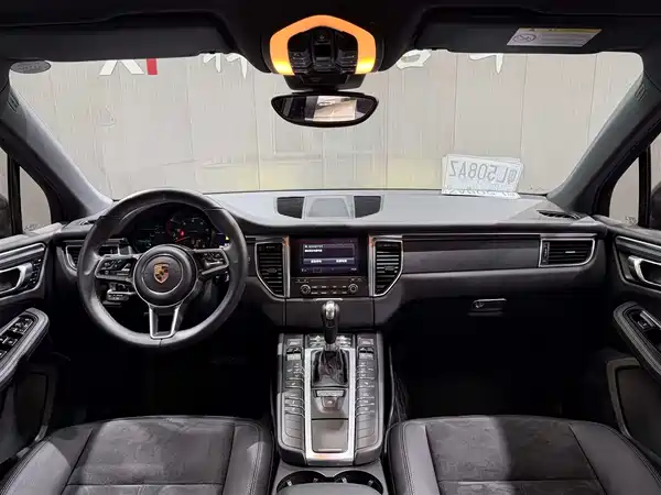 Porsche Macan 2018