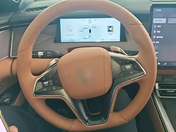 BYD Han L 2025