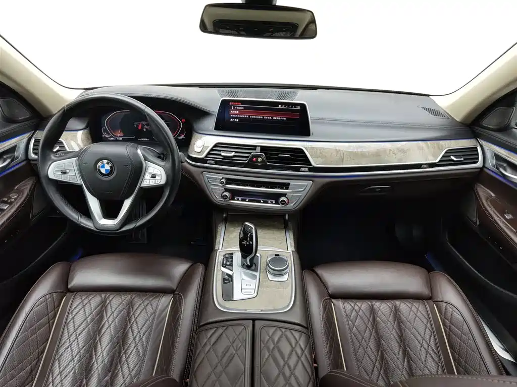 BMW 7 Series 2020 — фото 5