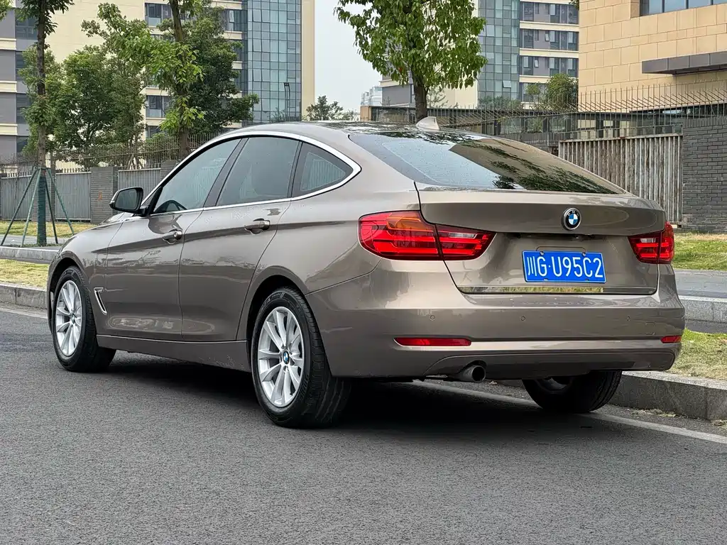 BMW 3 Series GT 2014 — фото 15