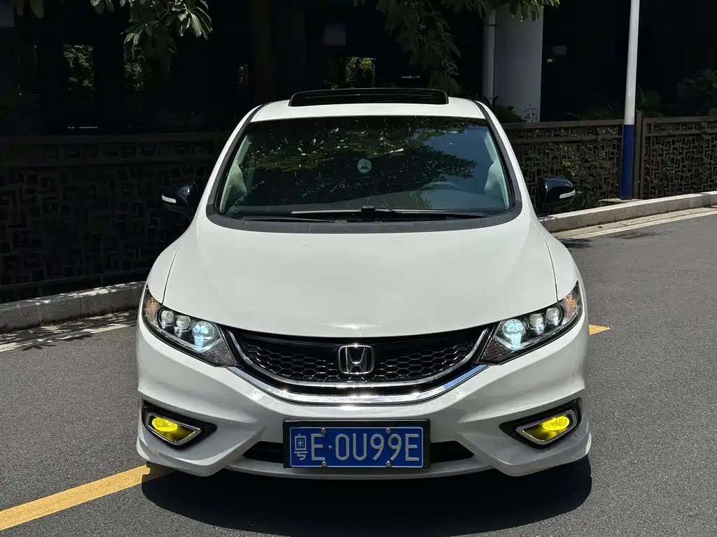 Honda Jade 2016 — фото 2