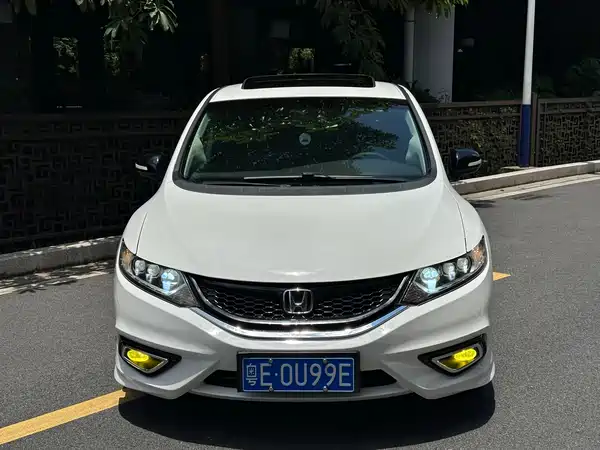 Honda Jade 2016