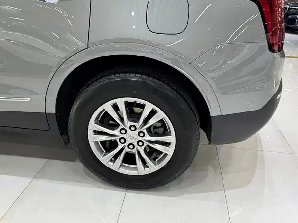 Cadillac XT5 2023