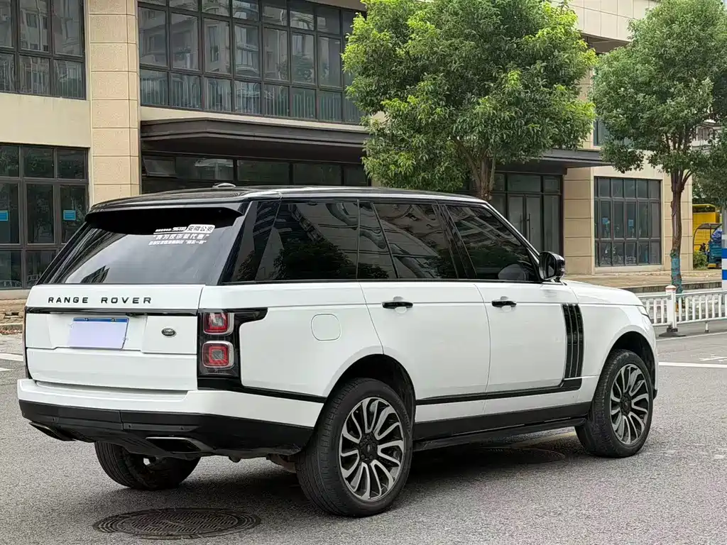 Land Rover Range Rover 2016 — фото 11