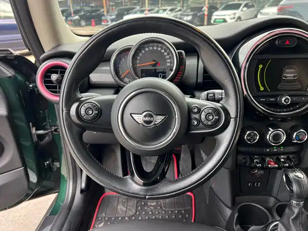MINI 2016