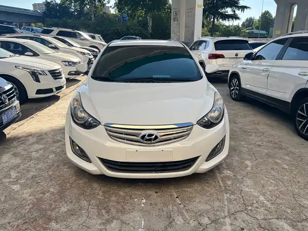 Hyundai Elantra Langdong 2014