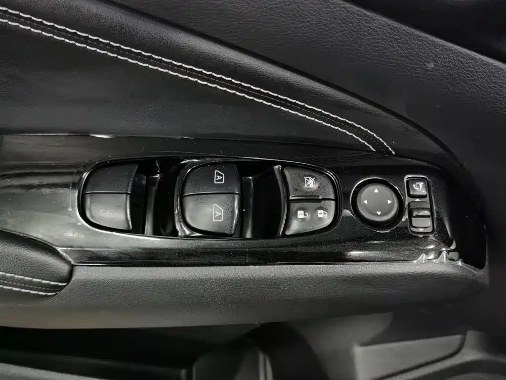 Nissan Teana 2023 — фото 9