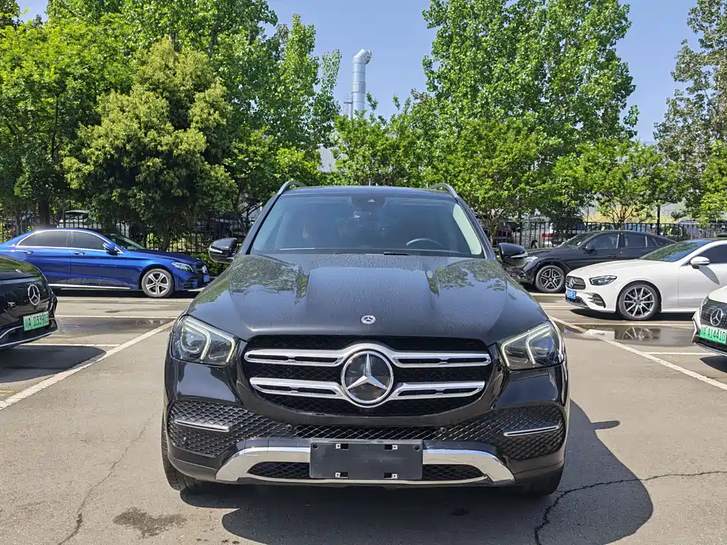 Mercedes-Benz GLE 2022 — фото 2