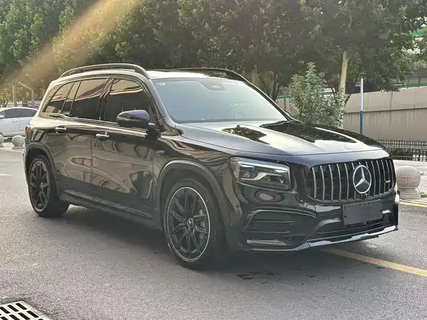 Mercedes-Benz GLB AMG 2024