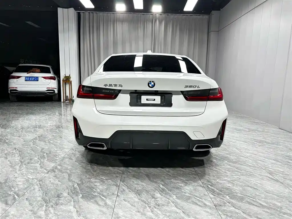 BMW 3 Series 2023