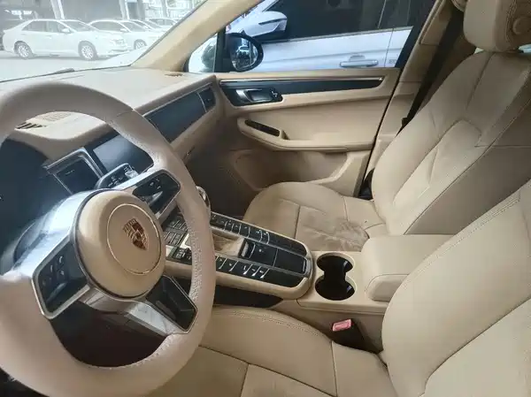 Porsche Macan 2015